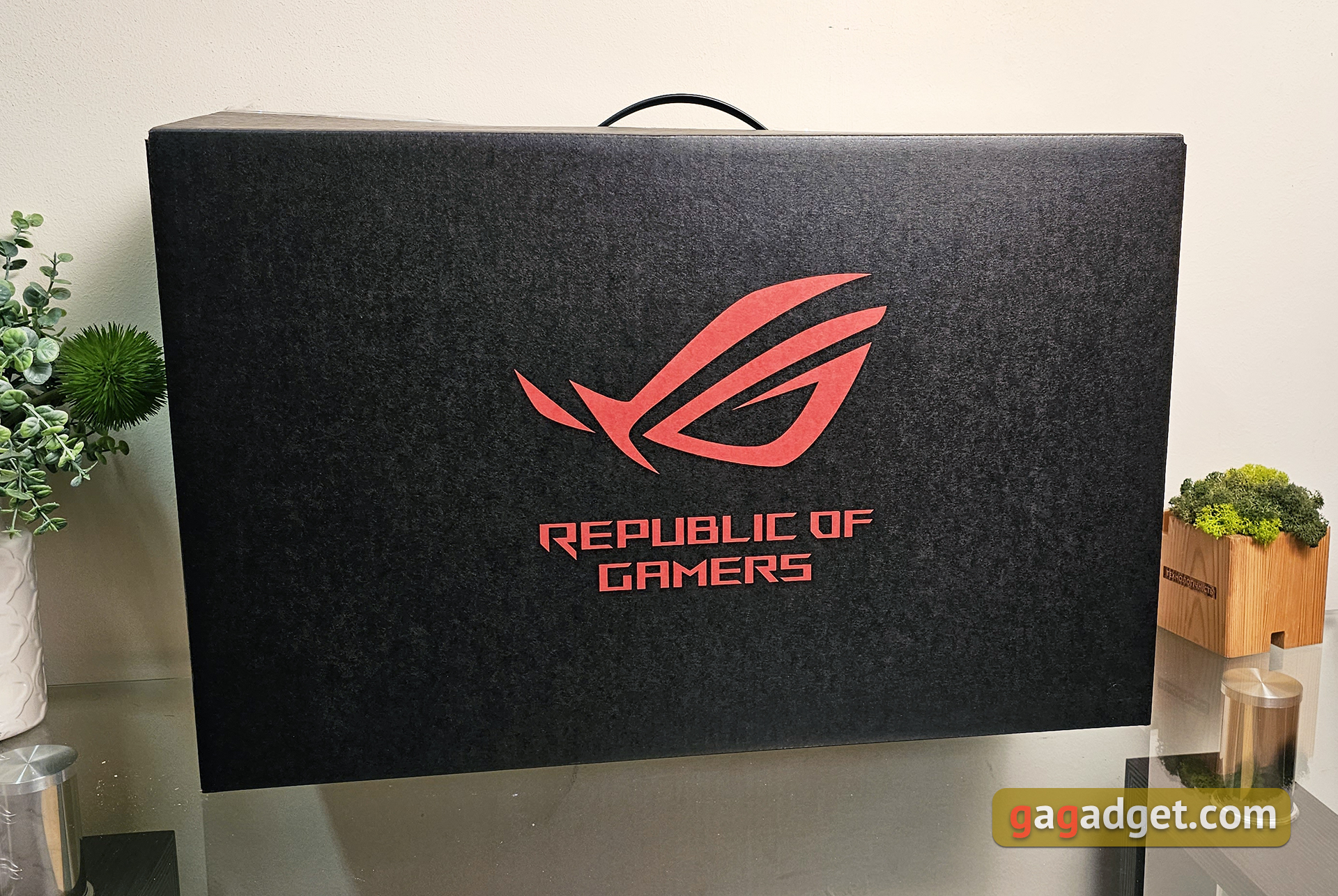 ASUS ROG Strix SCAR 16 (2023) Test: Totale Dominanz auf dem virtuellen Schlachtfeld