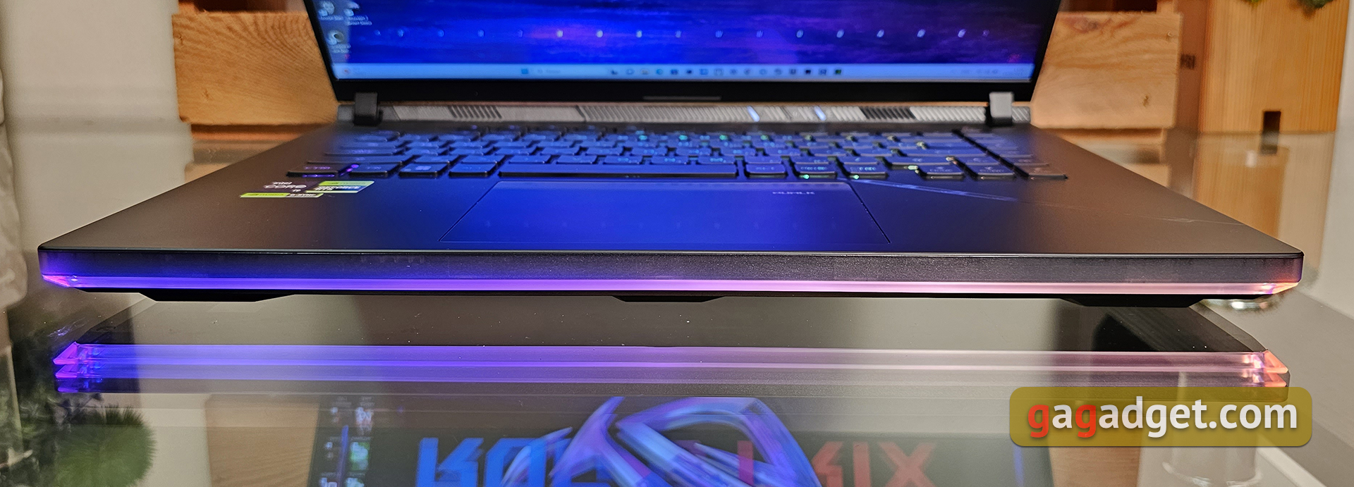 ASUS ROG Strix SCAR 16 (2023) Test: Totale Dominanz auf dem virtuellen Schlachtfeld-18