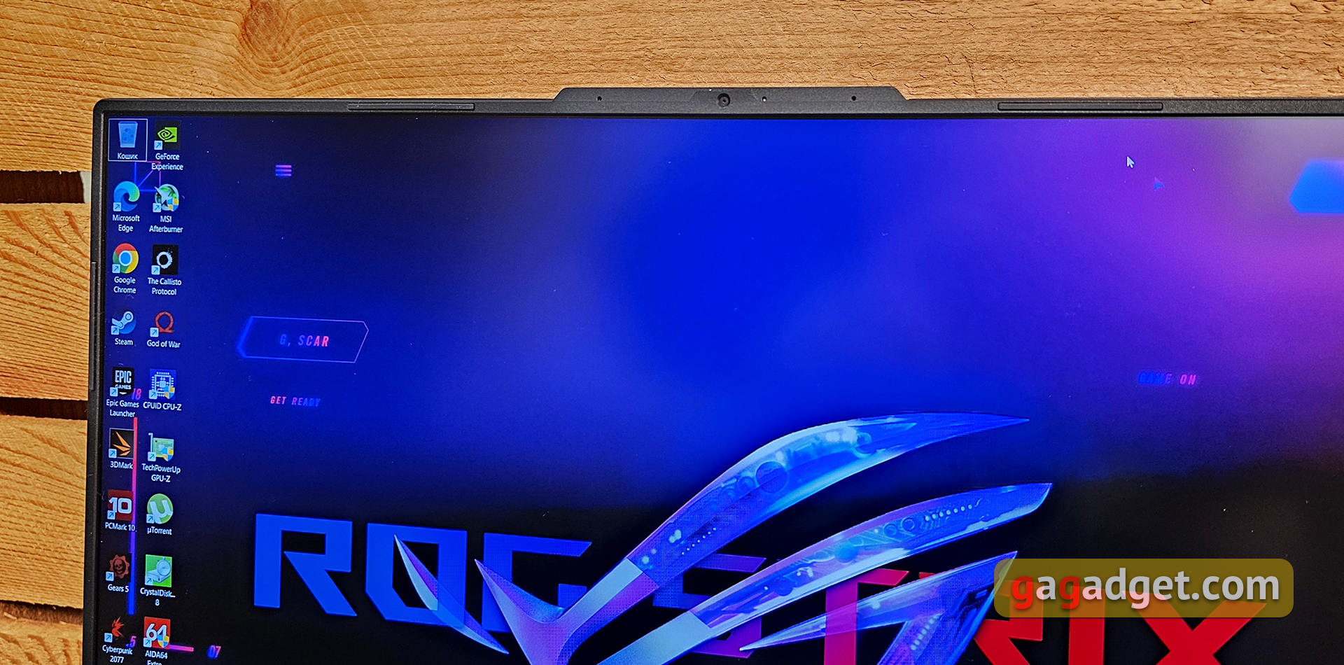 ASUS ROG Strix SCAR 16 (2023) Test: Totale Dominanz auf dem virtuellen Schlachtfeld-19