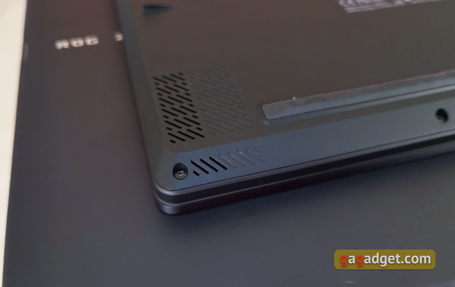 ASUS ROG Zephyrus M16 Test: Tötungskraft im 16-Zoll-Kaliber-103