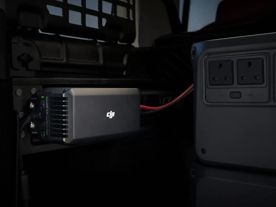 DJI Power 1kW Superschnelles Autoladegerät DJI Power 1kW Superschnelles Autoladegerät