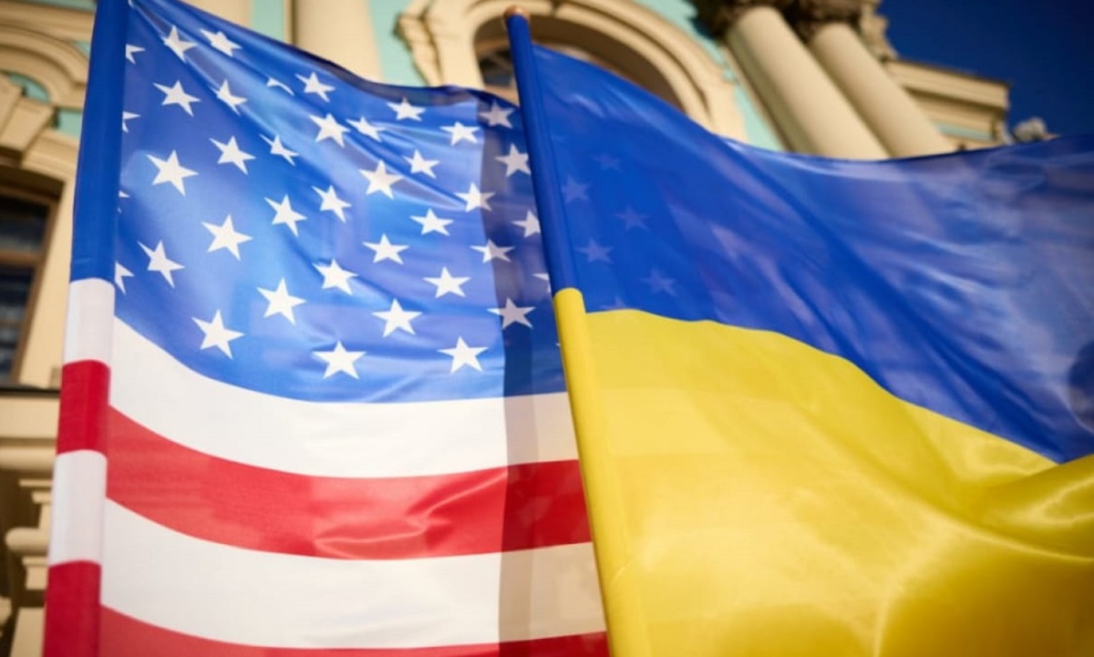 Die USA kündigen ein neues 400-Millionen-Dollar-Militärhilfepaket für die Ukraine an - einschließlich Patriot-Raketen, Bradley BMPs, Munition und mehr Die USA kündigen ein neues 400-Millionen-Dollar-Militärhilfepaket für die Ukraine an - einschließlich Patriot-Raketen, Bradley BMPs, Munition und mehr