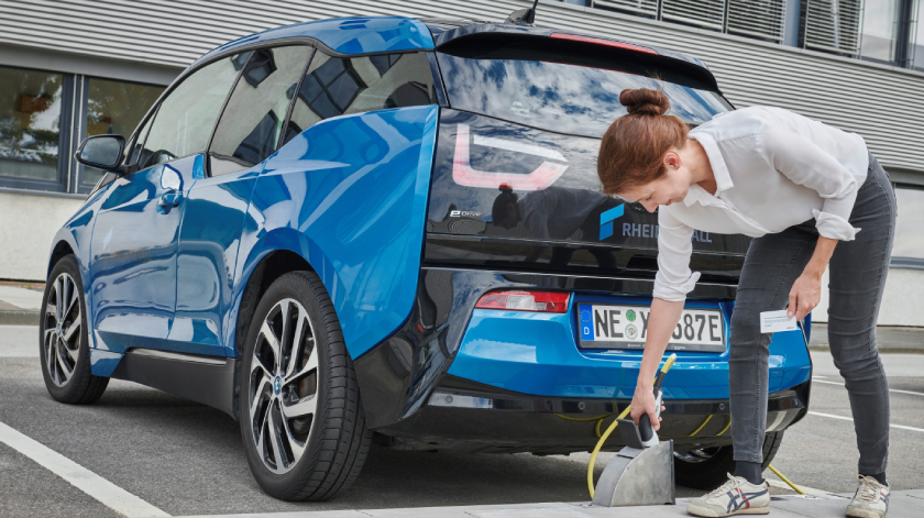 Experimentelle Ladestationen für Elektrofahrzeuge werden im Sommer in Köln installiert Experimentelle Ladestationen für Elektrofahrzeuge werden im Sommer in Köln installiert