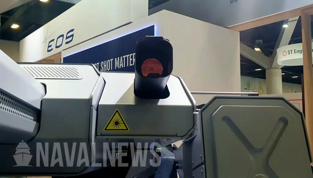 Dazzler - Kampfmodul mit 500-W-Laserwaffe, Maschinenkanone und Maschinengewehr zur Abwehr von Drohnen Dazzler - Kampfmodul mit 500-W-Laserwaffe, Maschinenkanone und Maschinengewehr zur Abwehr von Drohnen