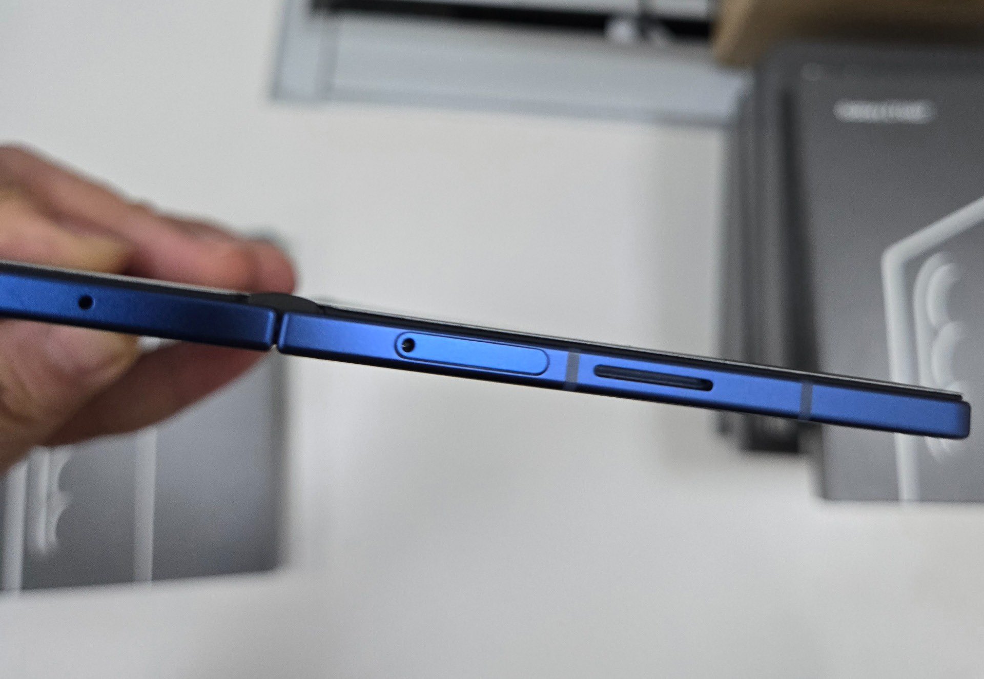 Schlankes Profil des Galaxy Z Fold 7