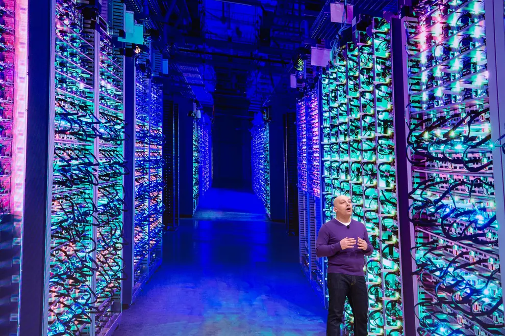 Steigender KI-Einsatz erhöht Wasserverbrauch für Serverkühlung - Studie Steigender KI-Einsatz erhöht Wasserverbrauch für Serverkühlung - Studie