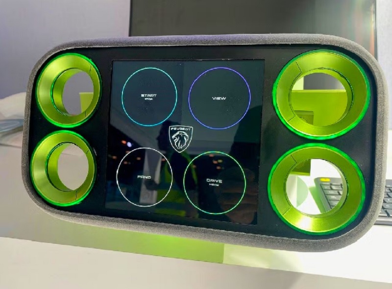 Peugeot arbeitet an Hypersquare, einem Autolenkrad der nächsten Generation mit Touchpads und zusätzlichen Funktionen-3 Peugeot arbeitet an Hypersquare, einem Autolenkrad der nächsten Generation mit Touchpads und zusätzlichen Funktionen-3