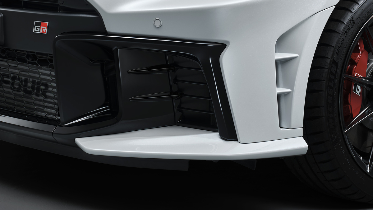 Vorderansicht des Toyota GR Yaris Aero Performance