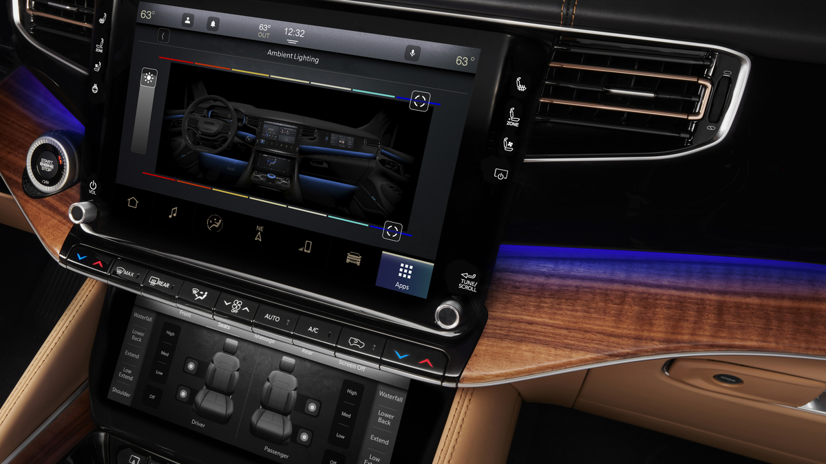 Image of the front panel of Grand Wagoneer 2026 Image of the front panel of Grand Wagoneer 2026