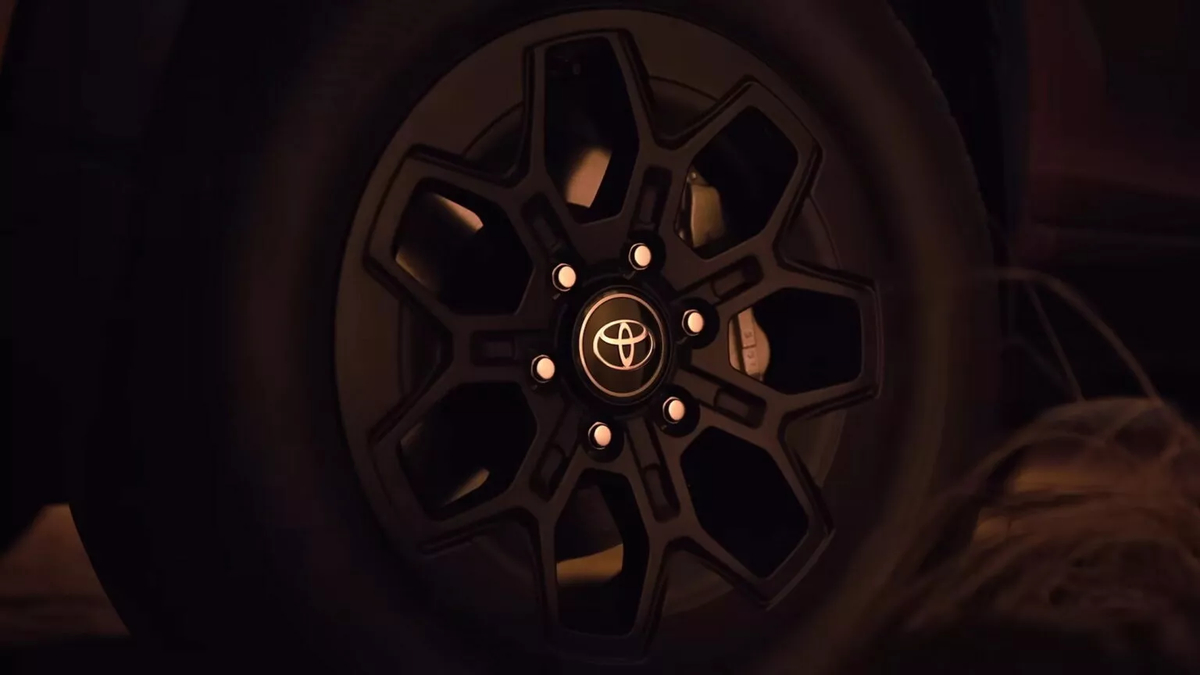 Teaser des neuen Toyota Hilux 5