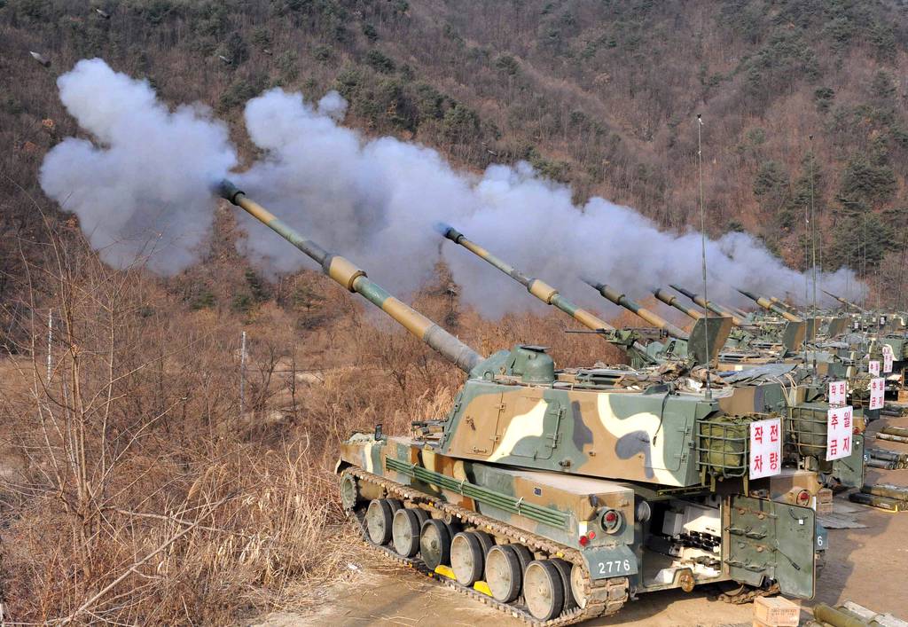 Panzerhaubitzen K9 der südkoreanischen Armee