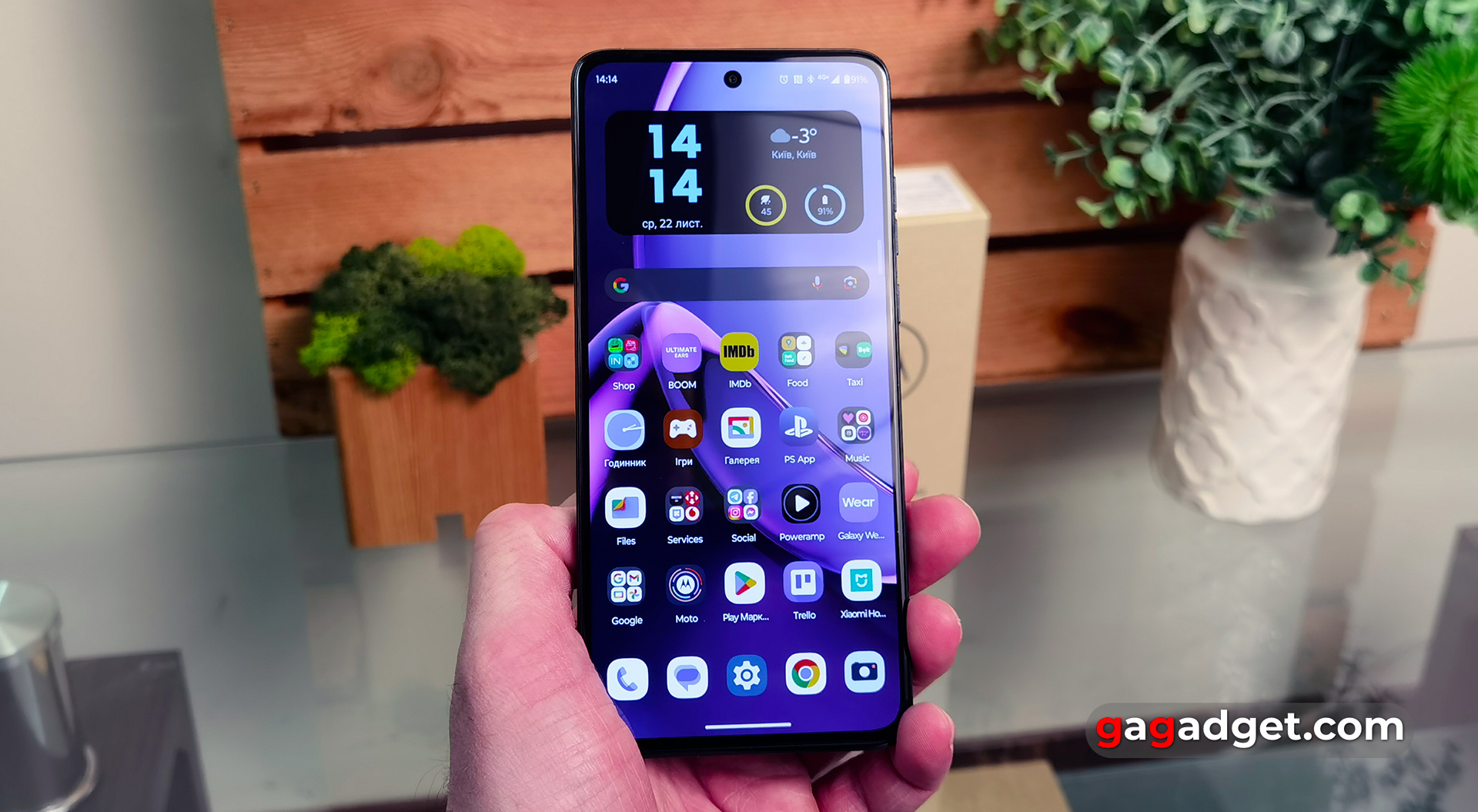 Äußeres des Motorola Moto G84 Design des Motorola Moto G84