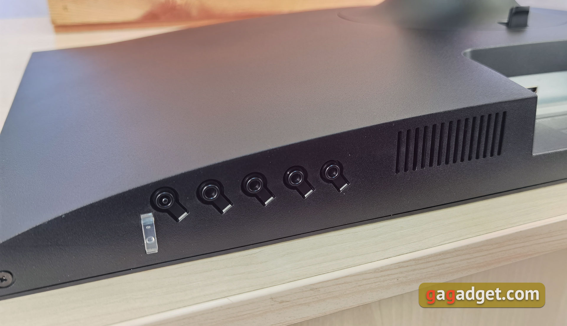 MSI Modern MD271P im Test: 75 Hz Büro-Monitor-11 MSI Modern MD271P im Test: 75 Hz Büro-Monitor-11