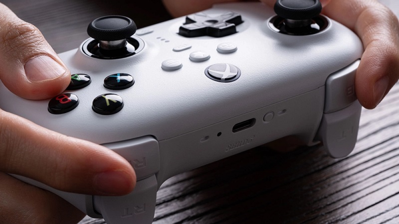 8BitDo Ultimate Controller im Xbox-Stil 8BitDo Ultimate Controller im Xbox-Stil