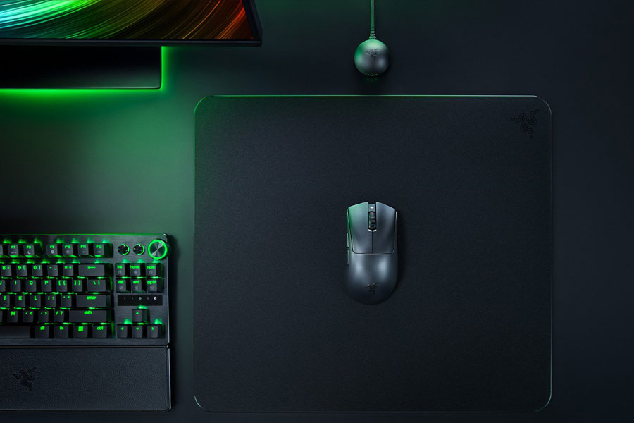 Seitenansicht der Razer DeathAdder V4 Pro