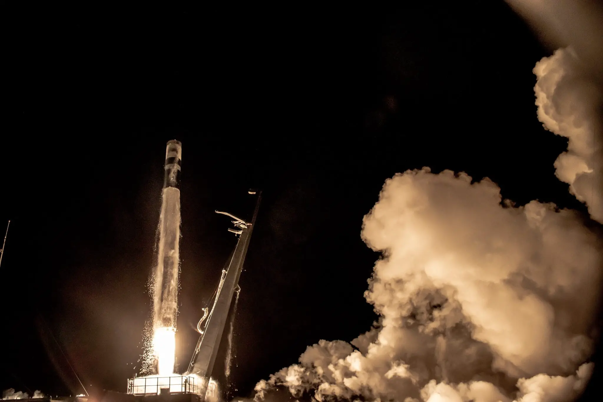 Die Hyperschallrakete HASTE wird die Drohne DART AE starten, die Geschwindigkeiten von mehr als 8.600 km/h erreichen kann.
