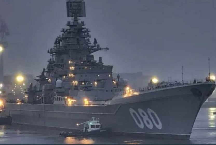 Der atomgetriebene Kreuzer Admiral Nakhimov bei der Erprobung
