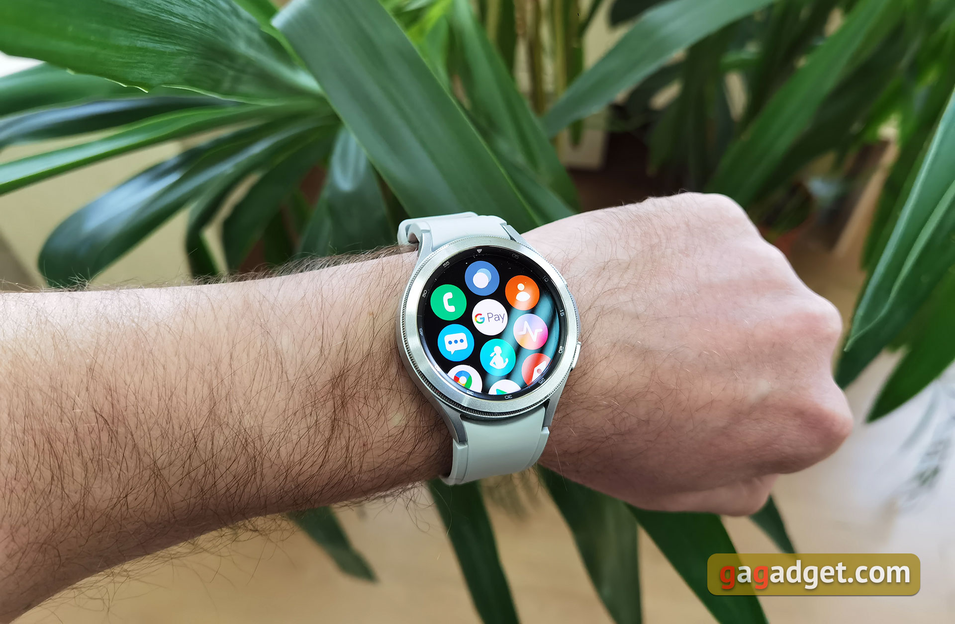 Samsung Galaxy Watch4 Classic im Test: Endlich mit Google Pay!