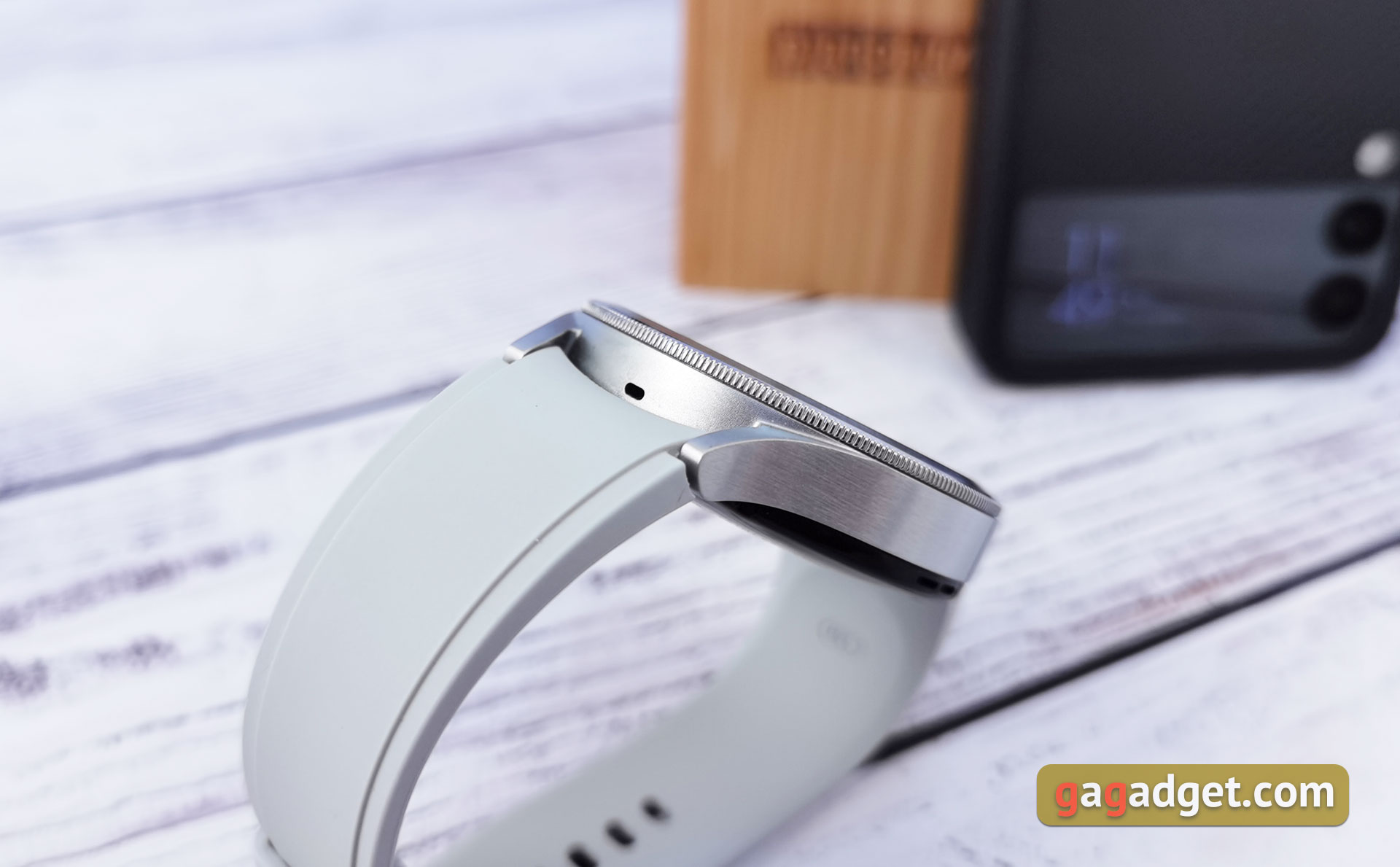 Samsung Galaxy Watch4 Classic im Test: Endlich mit Google Pay!-8