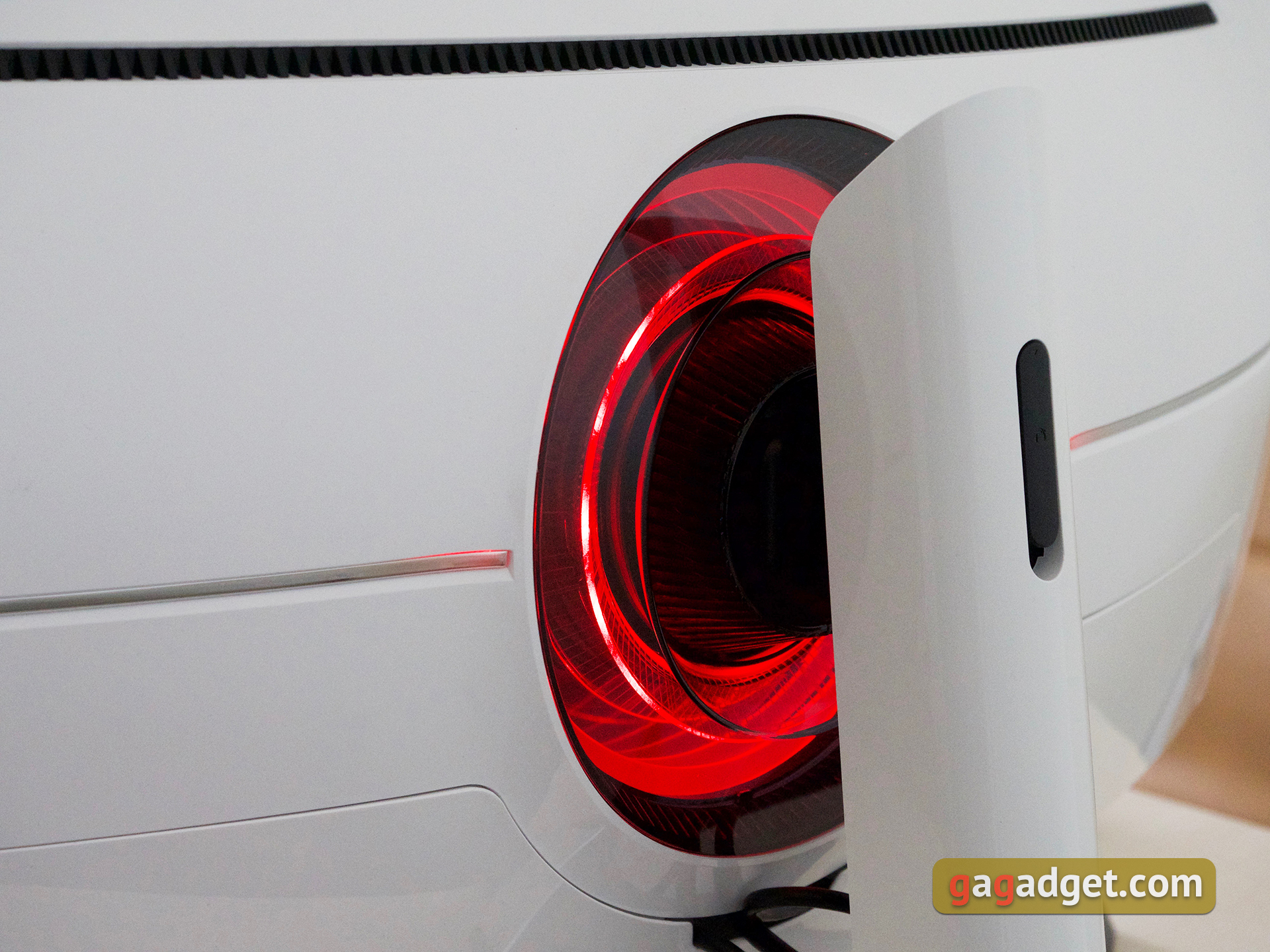 Samsung Odyssey G9 Testbericht: Der weltweit erste Gamer-Monitor mit 1000er-Radius-Kurve, der der Kurve des menschlichen Auges entspricht-27