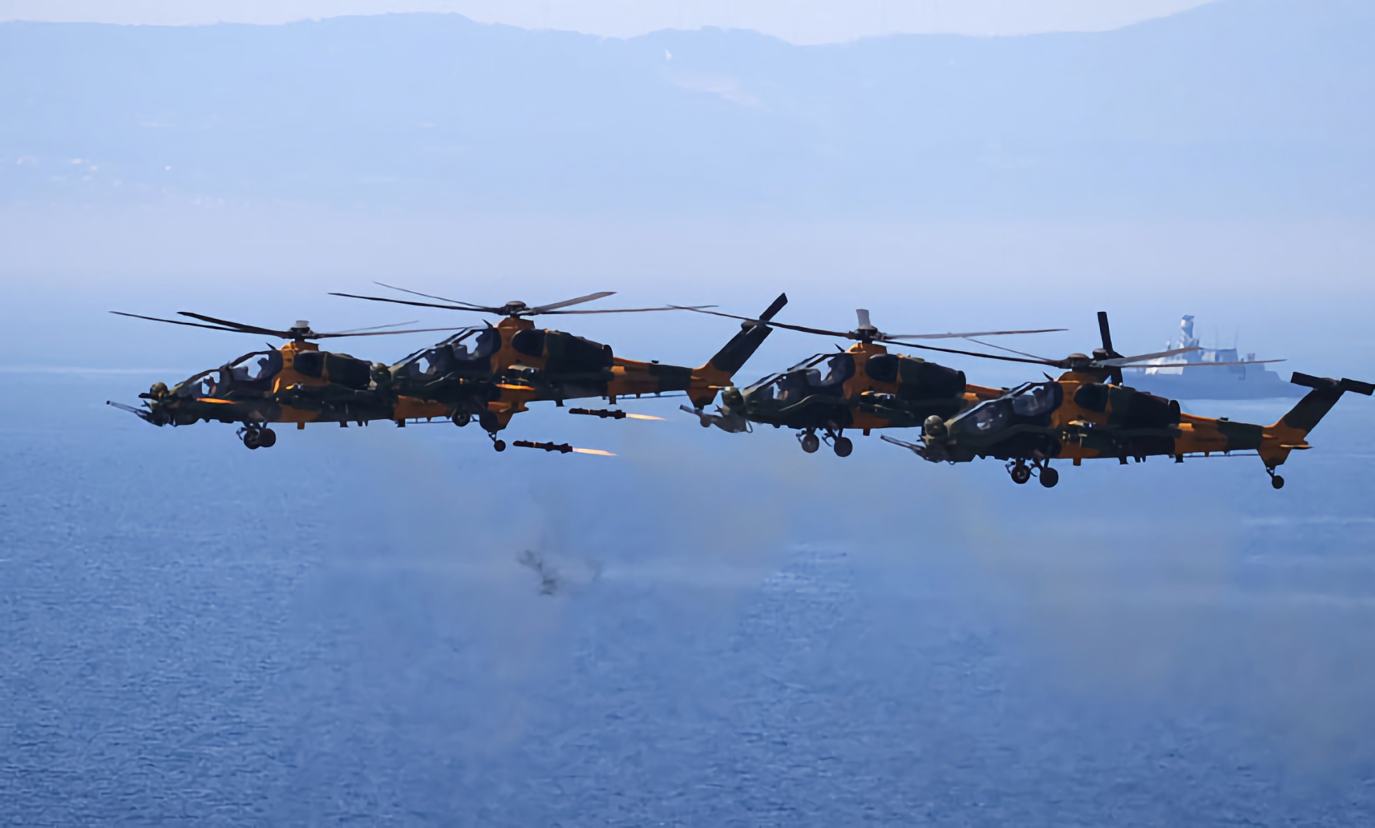 Nigeria hat das erste Los türkischer T129 ATAK-Kampfhubschrauber erhalten, die auf dem italienischen Agusta A129 Mangusta-Hubschrauber basieren Nigeria hat das erste Los türkischer T129 ATAK-Kampfhubschrauber erhalten, die auf dem italienischen Agusta A129 Mangusta-Hubschrauber basieren