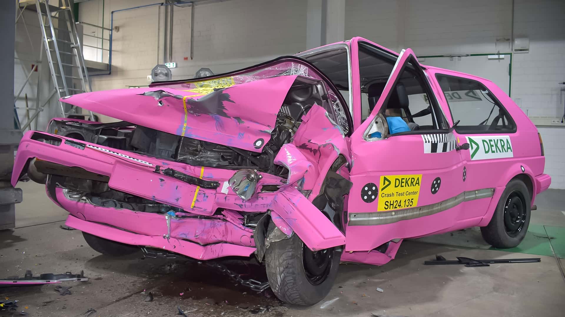 Crashtest eines 1989 Volkswagen Golf II.